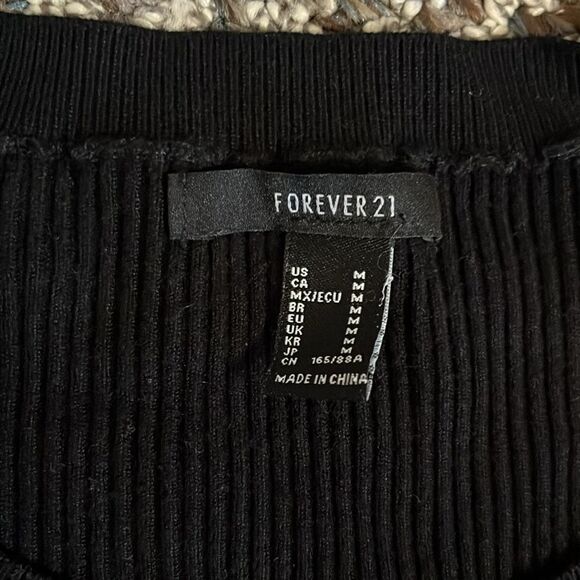 Cropped Ribbed Black Sweater Long Sleeve Crop Top Stretchy Shirt Women’s M - Picture 3 of 5